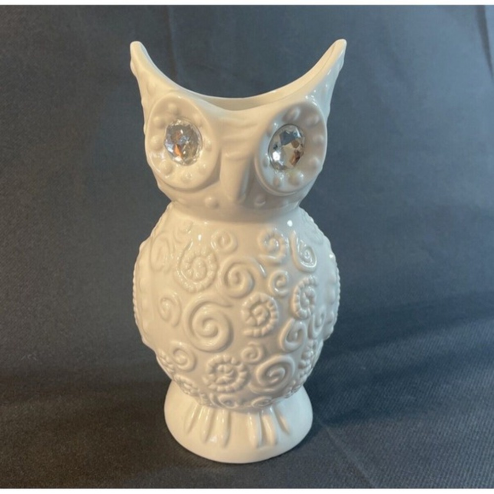VTG White Ceramic Owl Vase Rhinestone Eyes 8" Embossed Floral M‎ Ashland Style